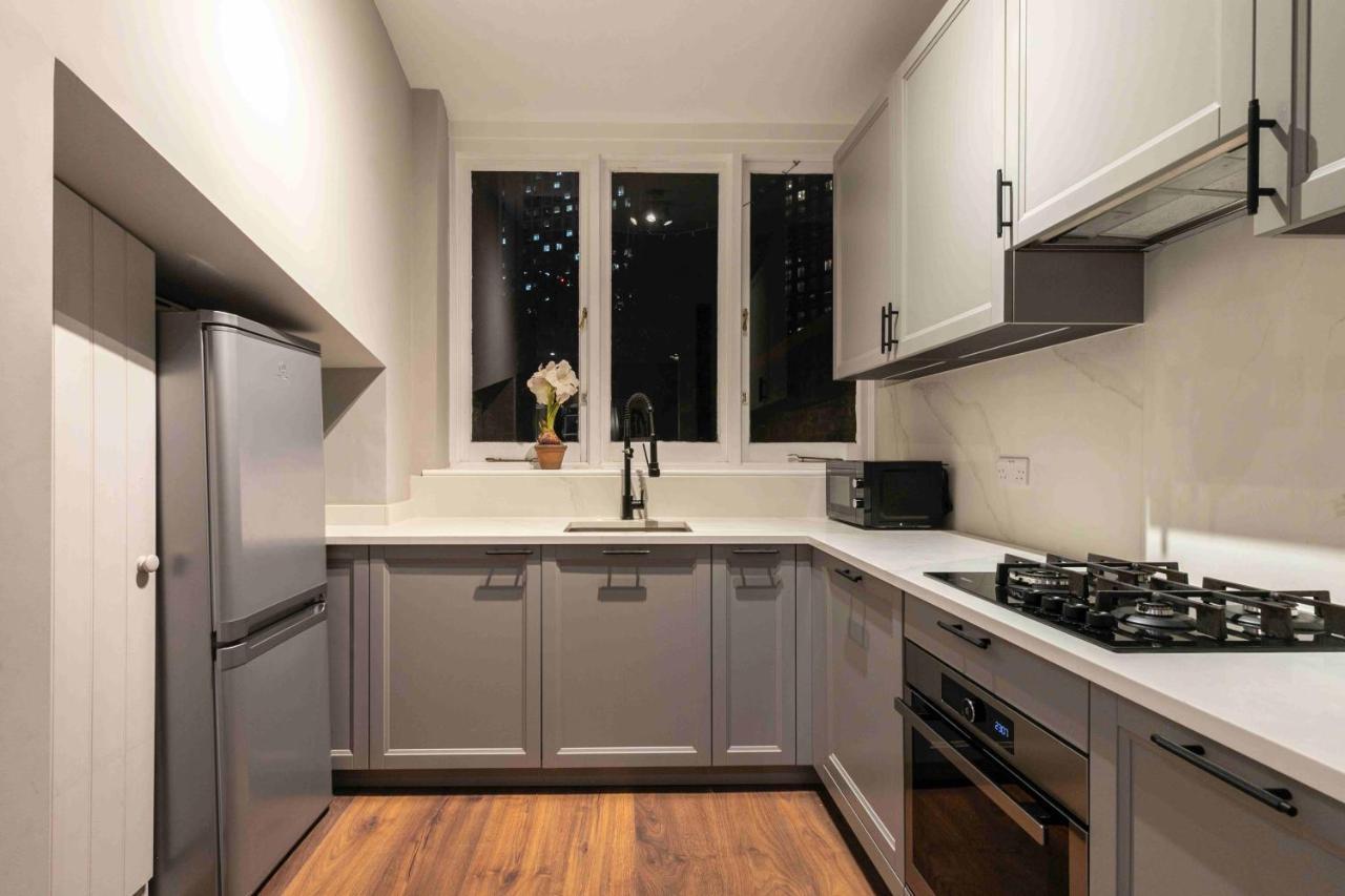 Shared Guest House 5 Mins Walk From Vauxhall And Nine Elms Station With Off-Site Parking Near Us Embassy London Bagian luar foto